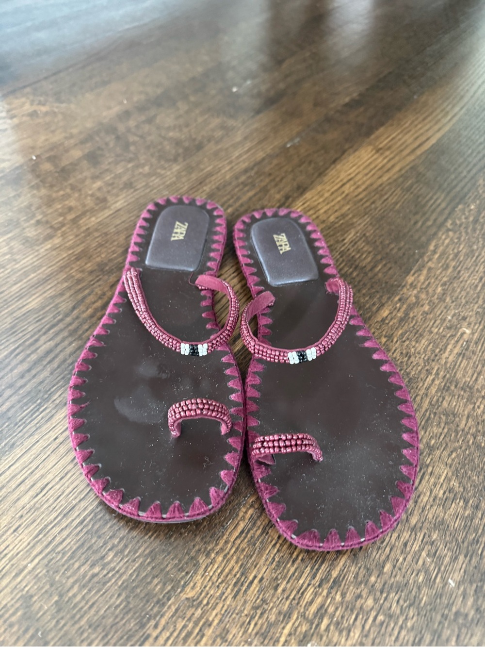 NWOT Zara Burgundy Beaded Toe-Loop Sandals